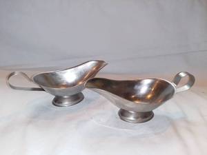 lot 2685 image: Lot of 2 Stainless Steel Gravy Bowls with Handle