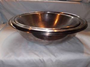 lot 2696 image: Lot of 5 Giant Stainless Steel Mixing Bowls