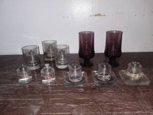 lot 2833 image: Lot of 10 Oil Candle Lights in Glass Holders
