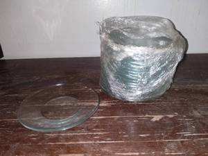 lot 2847 image: Lot of 20 Small Clear Glass Plates