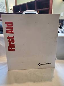 lot 3037 image: First Aid Kit