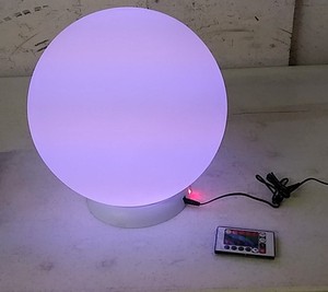 lot 3244 image: Mr.Go 12 Rechargeable Color-Changing LED Ball Light Globe Orb Lamp w Remote