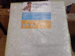 lot 3449 image: Dream On Me Portable Mattress