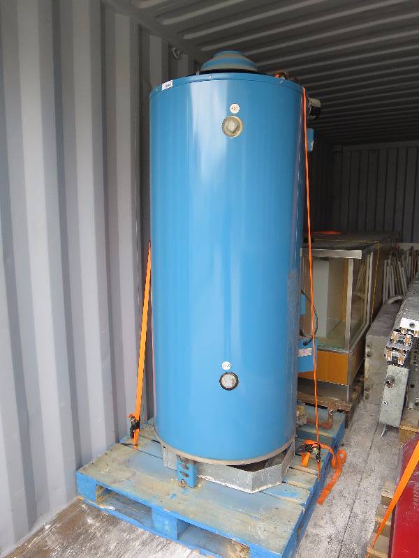 MorFlo 100 gallon Water Heater Shopping Mall Fixture/Contents
