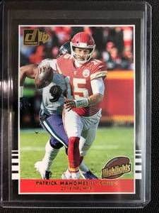 lot 1042 image: 2019 Donruss Patrick Mahomes Highlights Insert Kansas City Chiefs Football Card
