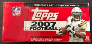 lot 1207 image: Complete 2007 Topps Football Trading Card Set with Adrian Peterson & Calvin Johnson Rookie Cards