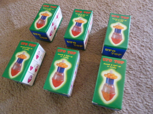 lot 386 image: 1950s UFO TOPS lot of 6 still in the boxes