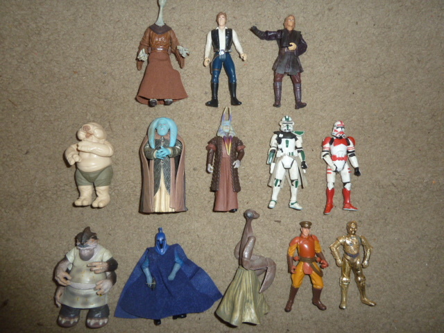 lot 384 image: LOT OF STAR WARS ACTION FIGURES