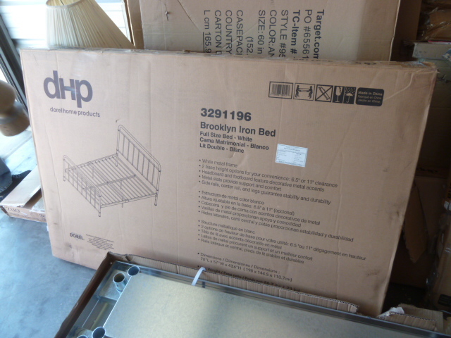 lot 444 image: BROOKLYN IRON BED - Full Size White - STORE RETURN