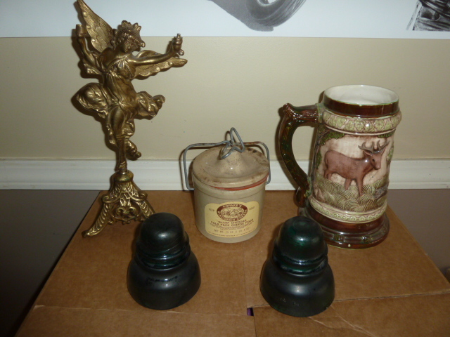 lot 663 image: RANDOM LOT...Beer Stein, Insulators, Brass Angel, small crock