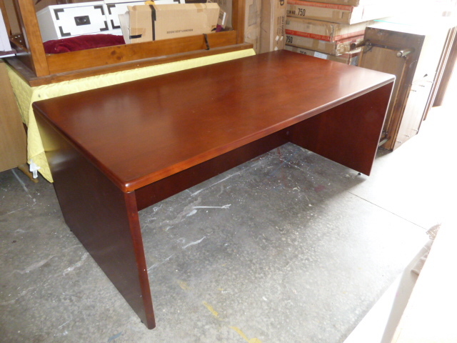 lot 701 image: BRAND NEW OFFICE DESK - 750...This is what it looks like assembled...you are bidding on an unassembled one that comes in the box.
