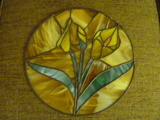 lot 788 image: STAINED GLASS about 12 Diameter