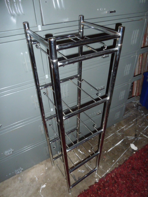 lot 770 image: 5 tiered metal shelf unit