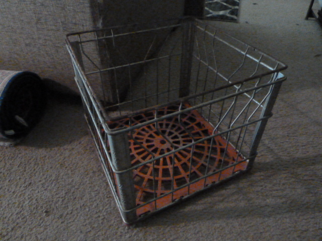lot 761 image: OLD METAL CRATE
