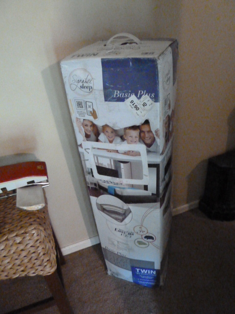 lot 760 image: TWIN SIZE 6 COIL MATTRESS still in the box