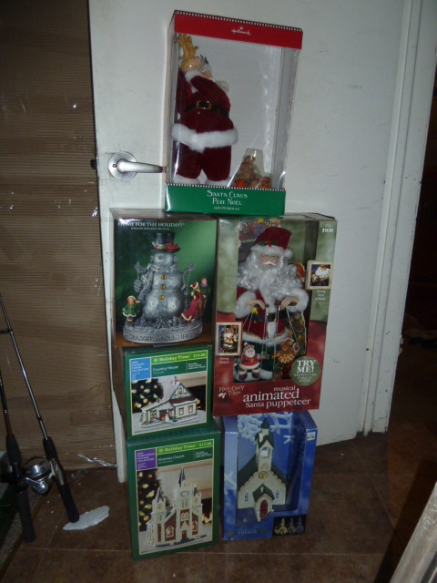 lot 217 image: LOT OF CHRISTMAS STUFF in boxes
