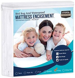 lot 52762 image: Utopia Bedding Zippered Mattress Encasement - Waterproof Mattress Protector (King)