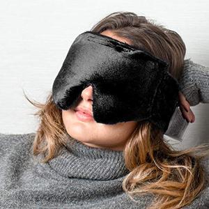 lot 52766 image: Huggaroo Weighted Eye Mask with Microwavable Hot Pack and Gel Ice Pack Inserts, Unscented, Black