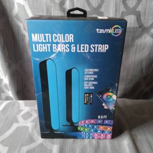 lot 52832 image: MULTI COLOR LIGHT BARS & LED STRIP. MISSING 1 SPEAKER