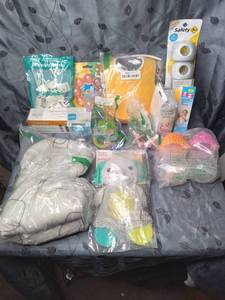 lot 53800 image: LOTS OF BABY ITEMS NEW