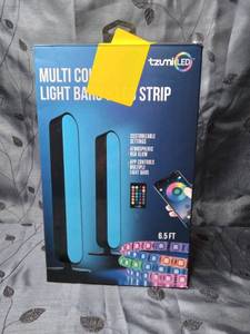 lot 53801 image: TZUMI LED MULTICOLORED LIGHT BAND STRIP