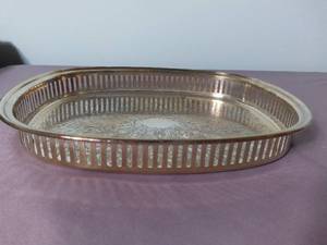 lot 2114 image: W.M. A Rogers Silver Plated Decorative Serving Platter