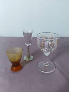 lot 2132 image: Lot of 3 Miniature Glass Wine Glasses - Selangor Pewter