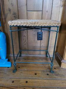 lot 3001 image: Iron Base Wicker Top Plant Stand Side Table