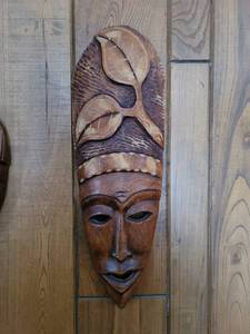 lot 3003 image: Hand Carved Wooden Chief Headdress Mask