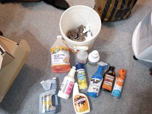 lot 9036 image: Bucket Lot Of Assorted Garage Items Grill Cleaner ,Degreaser Etc