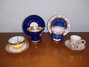 lot 2031 image: 4 Cup and Saucer Sets