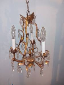lot 2062 image: Gilded Hanging Pendant Lamp With Prisms