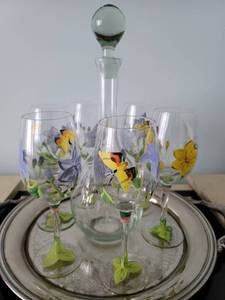 lot 2080 image: Hand Painted Butterfly 6 Piece Set of Wine Glasses and Decanter