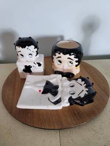 lot 2093 image: Lot of 3 Betty Boop Table Setting - Coffee Mug, SaltPepper, Butter Dish