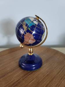 lot 2147 image: Desktop Blue Lapis Gemstones Of World Globe Semi Precious Inlaid Gemstone 5.5