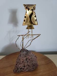lot 2156 image: Lava Rock Base Owl Sculpture