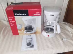 lot 9009 image: Chefmate 12-Cup Coffeemaker