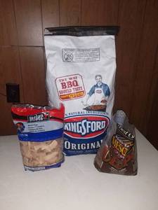 lot 9027 image: 15 Lb Bag of Kingsford Charcoal and Weber Wood Chips