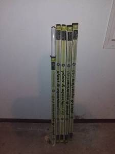 lot 9041 image: Lot of 5 Ecolux Plant and Aquarium Grow Lights 48 Inch
