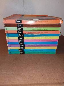 lot 8014 image: Set of 12 Golden Record Library Albums 1959