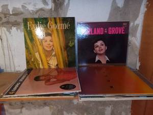 lot 8020 image: Lot of 20 Various Records