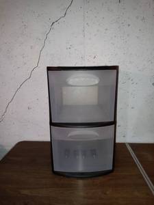 lot 8037 image: Nice Rolling 2 Drawer Storage Cabinet In Great Condition
