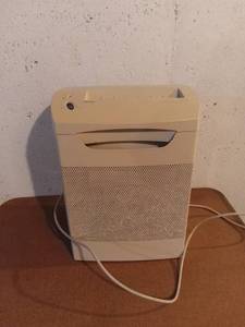 lot 8061 image: Royal HT100 10 Sheet Crosscut Shredder Works