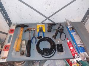 lot 8082 image: Lot of Hand Tools