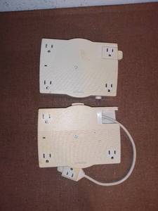 lot 8084 image: 2 Arista Multi Plug Adapters With Built-in Extension Cord