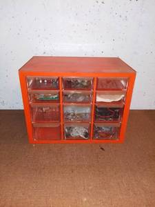 lot 8086 image: Plastic Portable 12 Drawer Parts Organizer With Electronic Parts