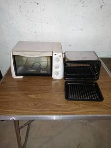 lot 8116 image: Nice Toastmaster Toaster Oven Tested And Working
