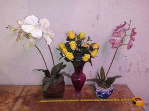 lot 8131 image: Lot of Three Faux Plants
