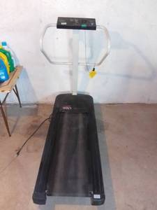 lot 8140 image: Pro-Form 920 Treadmill Works TimeSpeed Display Doesnt Work