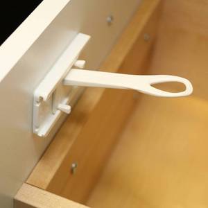 lot 90853 image: Qdos SureCatch Lower Drawer Adhesive Latches - 6pk